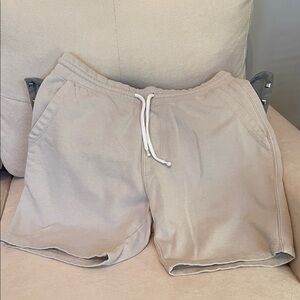 Men's Old Navy Fleece-lined Tan Casual Shorts M